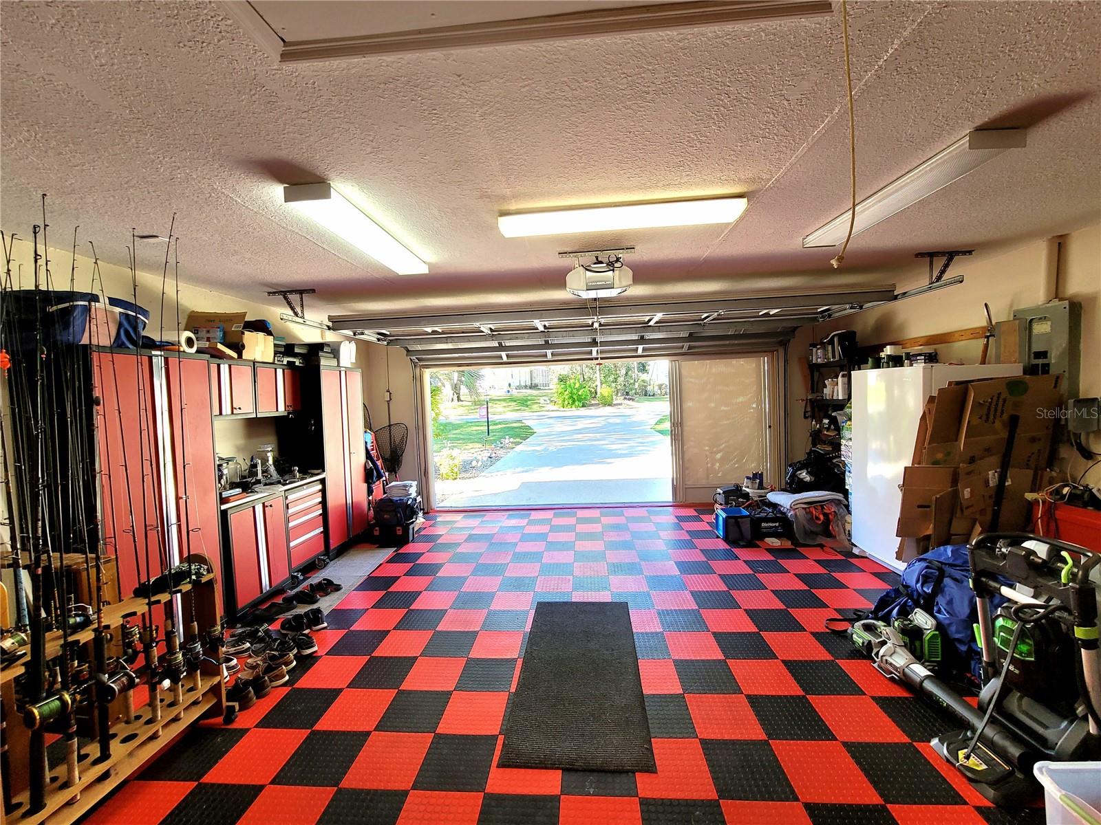 RAINBOW SPGS 05 REP - Residential