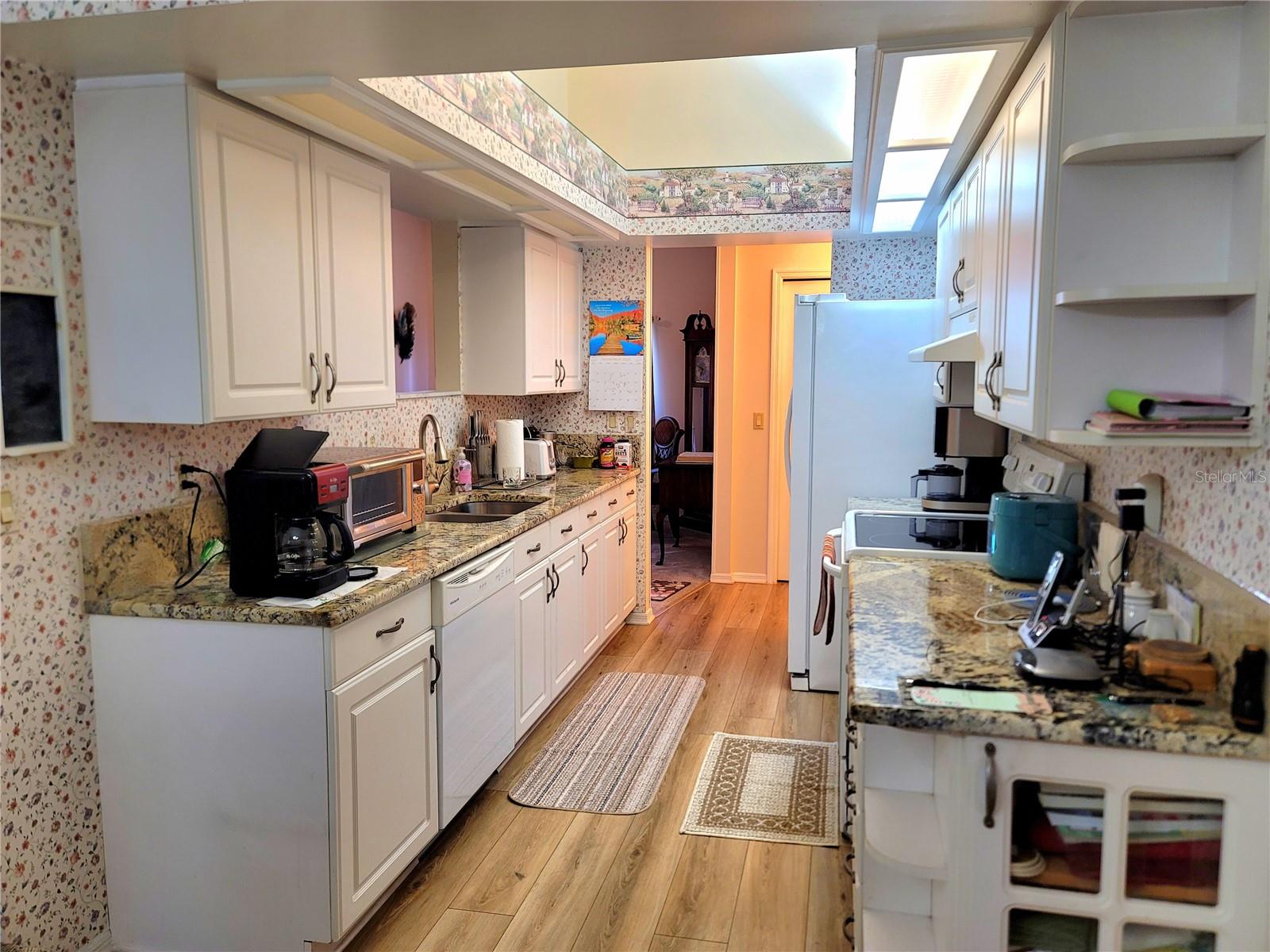 RAINBOW SPGS 05 REP - Residential