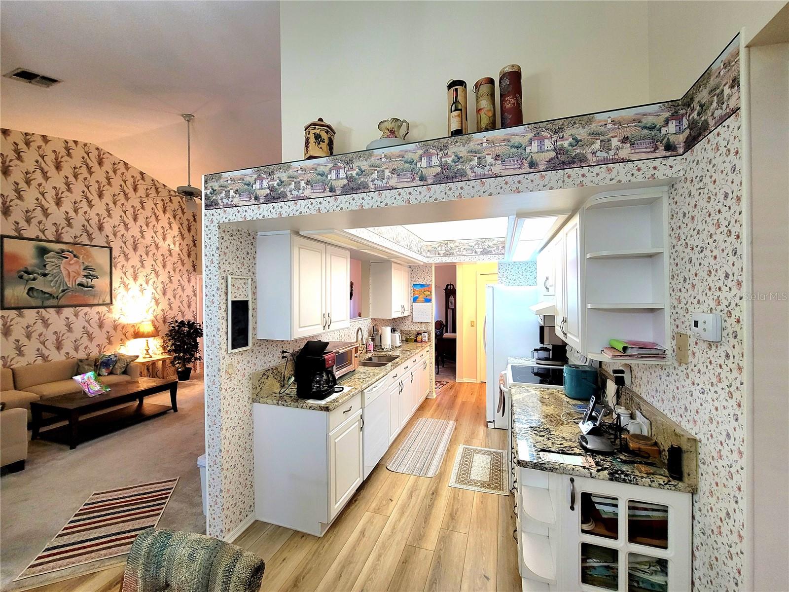 RAINBOW SPGS 05 REP - Residential