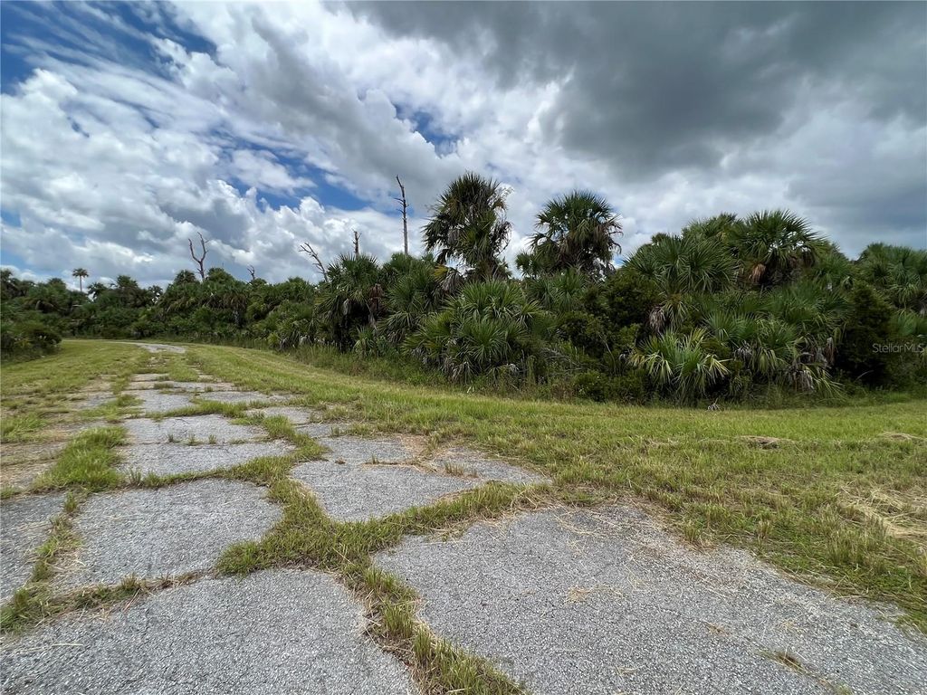 Photo of 0 Deer Pl, North Port, FL 34288 (MLS # U8173979)