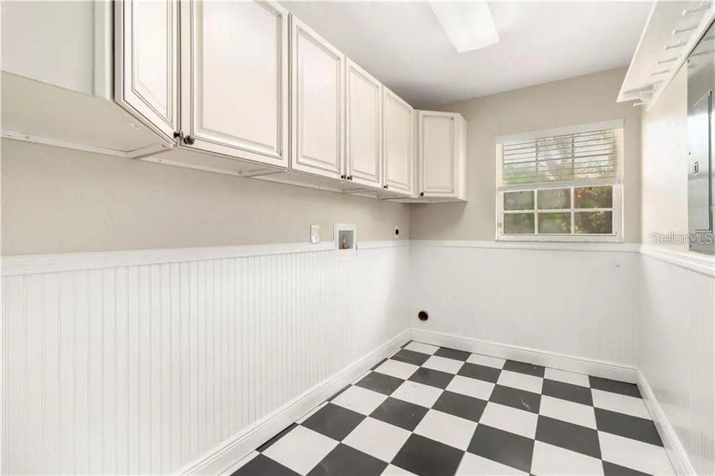 PINE MEADOWS SUBDIVISION PHASE II - Residential