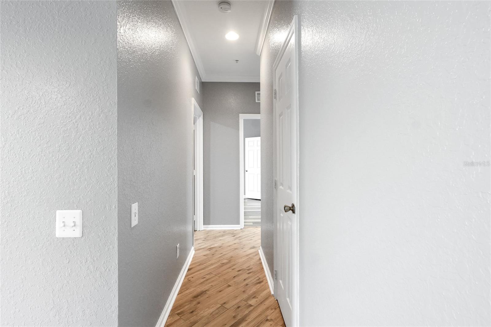 HORIZONS/STONERIDGE PLACE PH 03 - Residential Lease