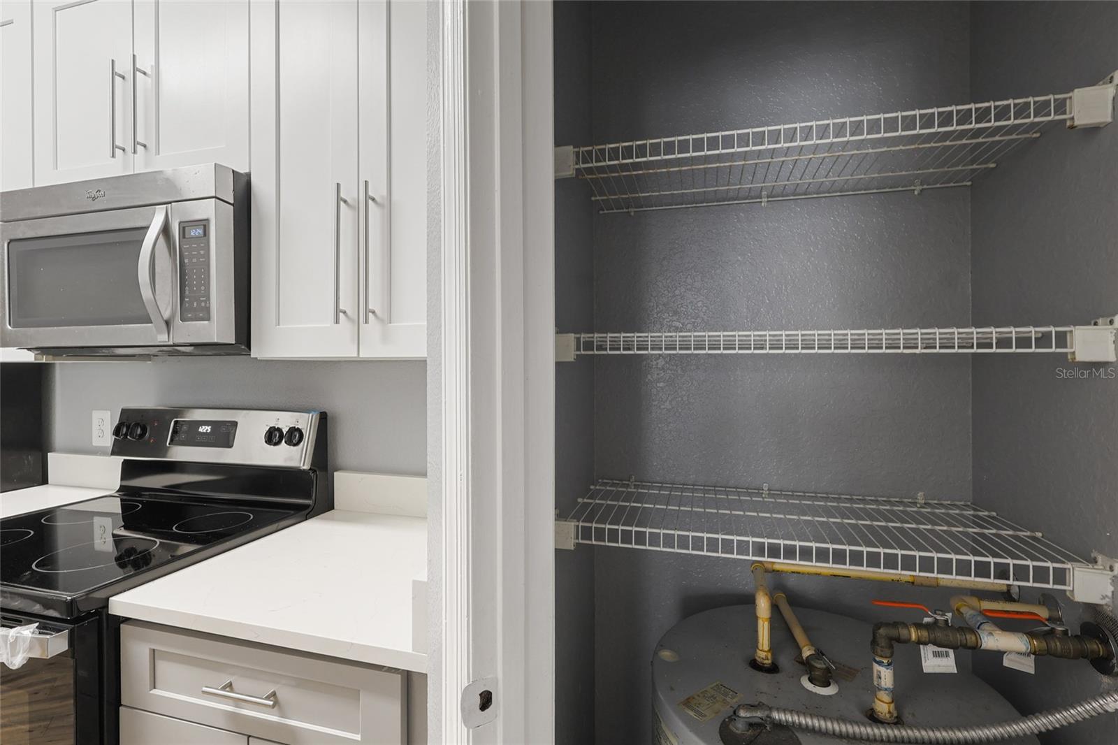 HORIZONS/STONERIDGE PLACE PH 03 - Residential Lease