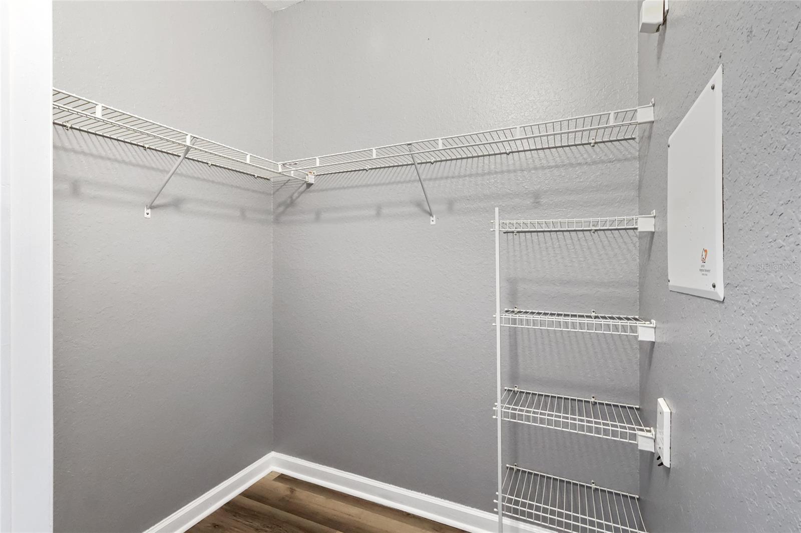 HORIZONS/STONERIDGE PLACE PH 03 - Residential Lease