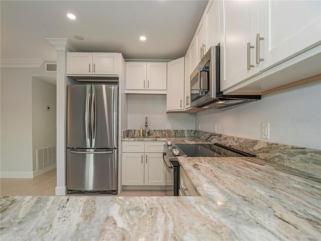 VISTA ROYALE PH IV BLDGS 83-111 - Residential