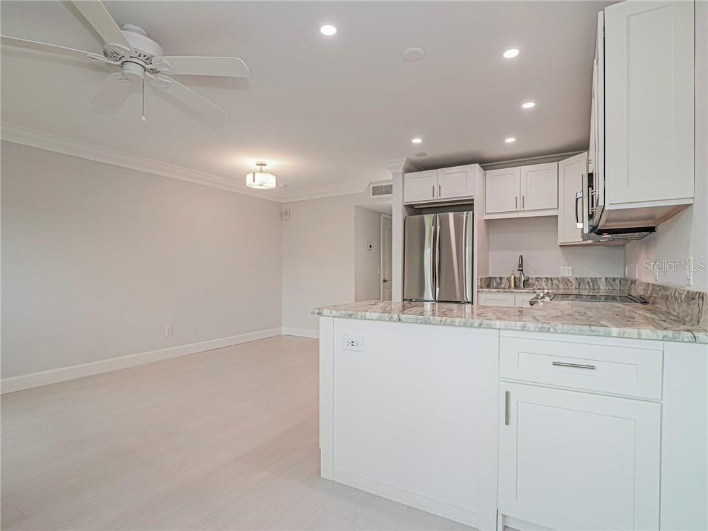 VISTA ROYALE PH IV BLDGS 83-111 - Residential