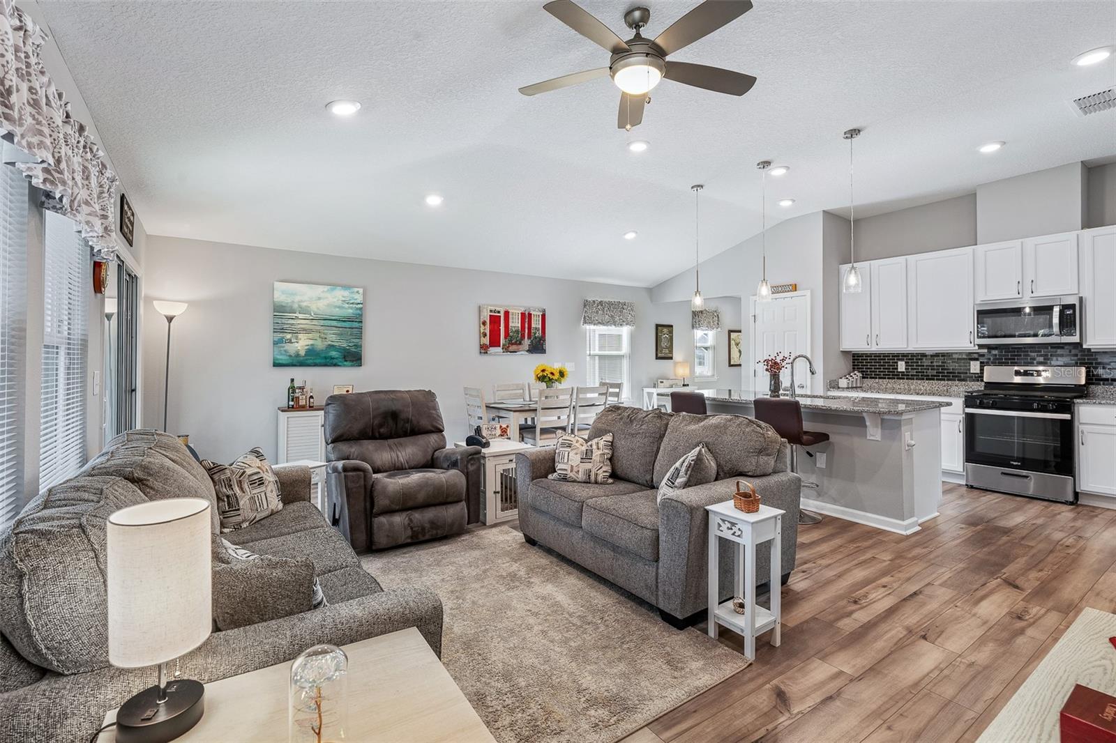 WHITEVIEW VILLAGE PH 1 - Residential