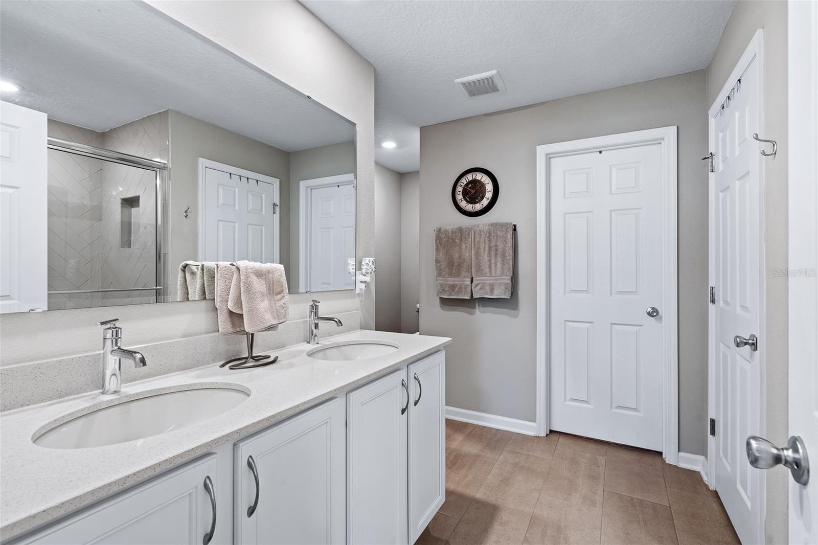 WHITEVIEW VILLAGE PH 1 - Residential