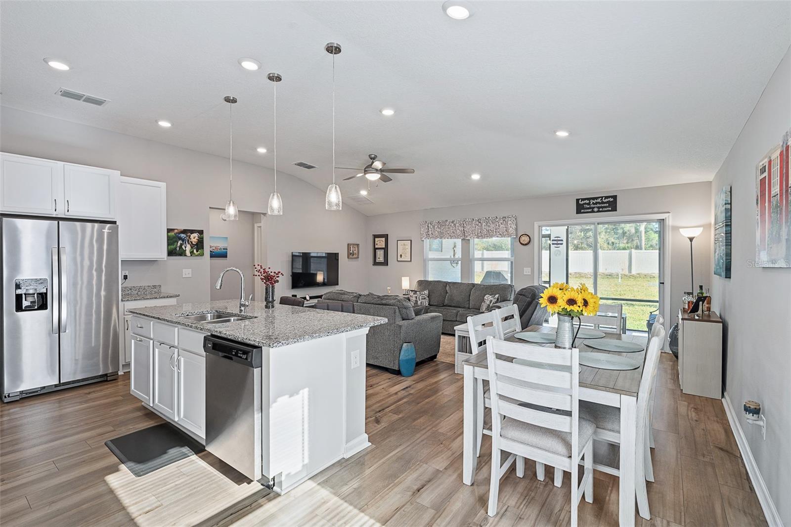 WHITEVIEW VILLAGE PH 1 - Residential