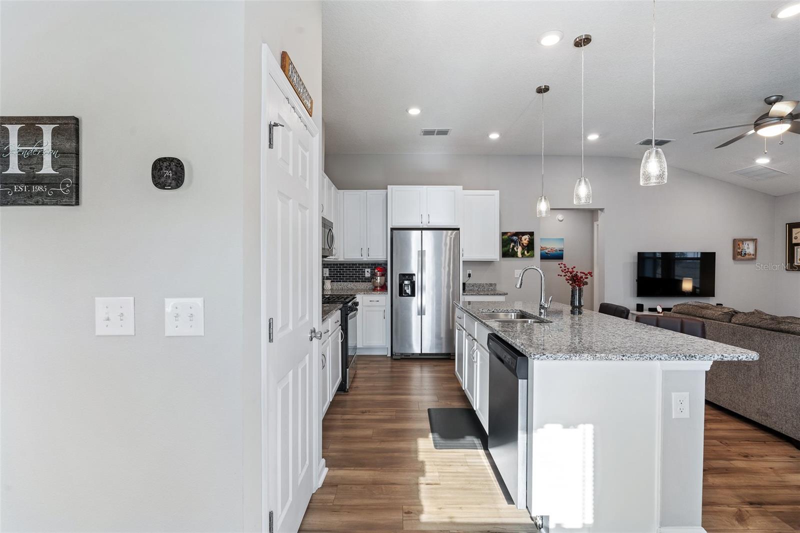 WHITEVIEW VILLAGE PH 1 - Residential