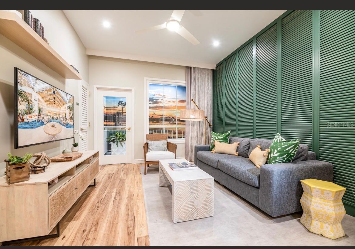 SUNSET WALK HOTEL CONDO PH 1 - Residential