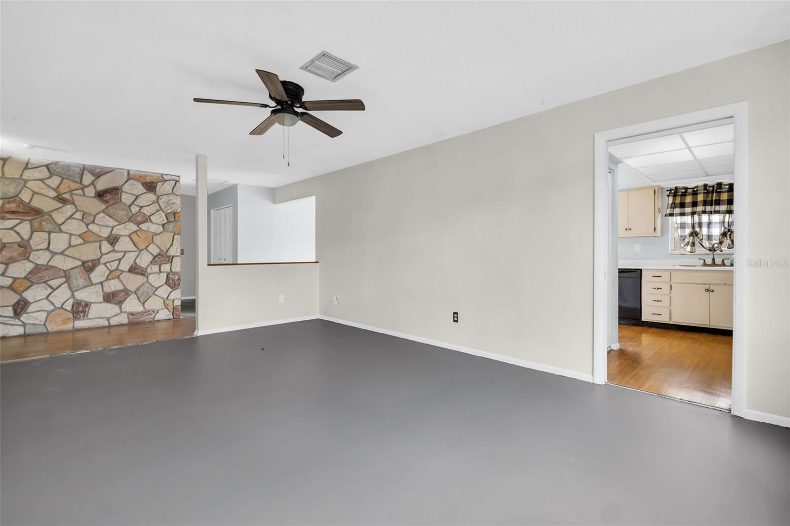 2374 COVINGTON DRIVE