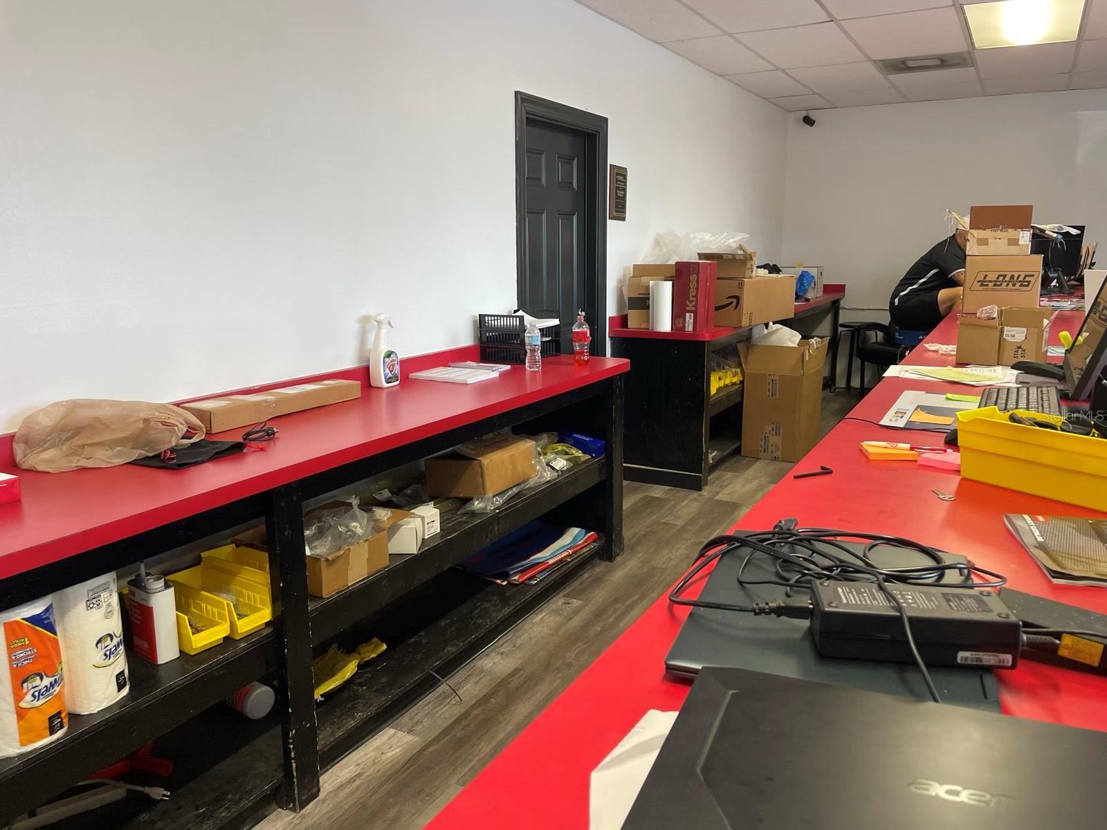 SCHEIB - Commercial Lease