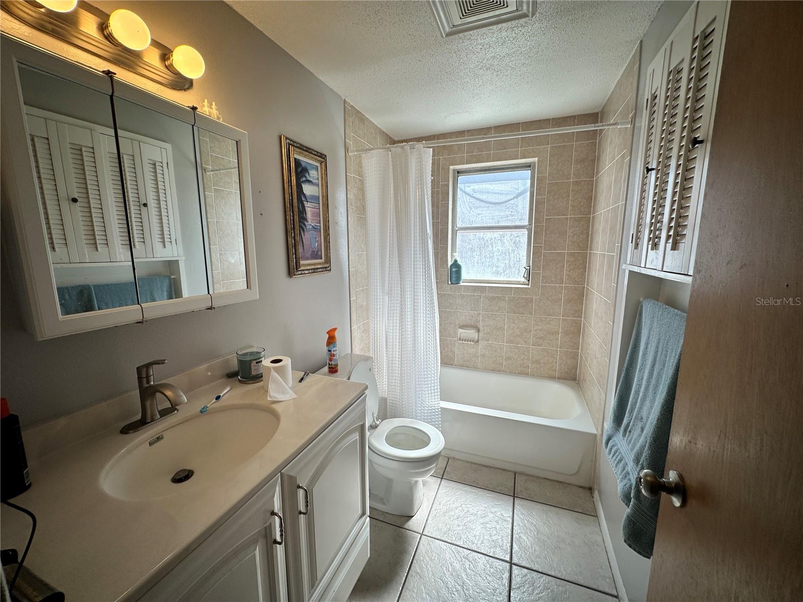 MONTICELLO - Residential Income