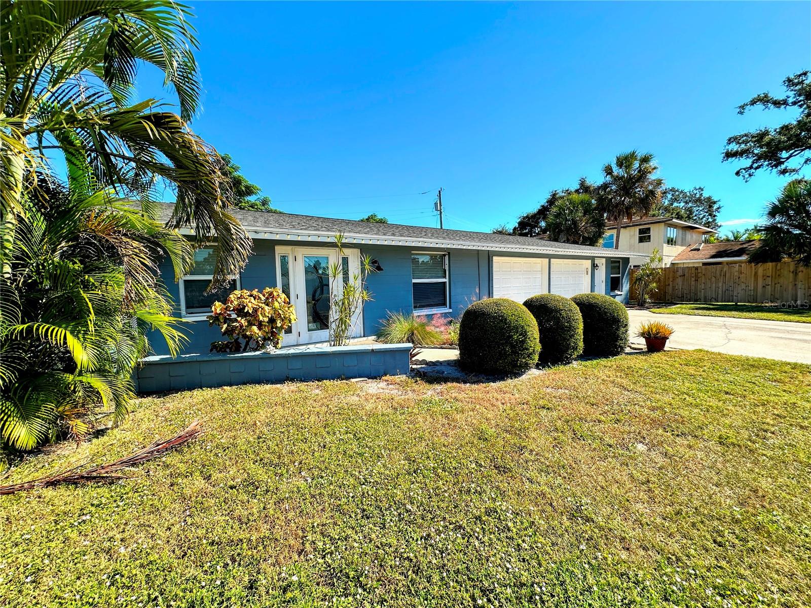 MONTICELLO - Residential Income