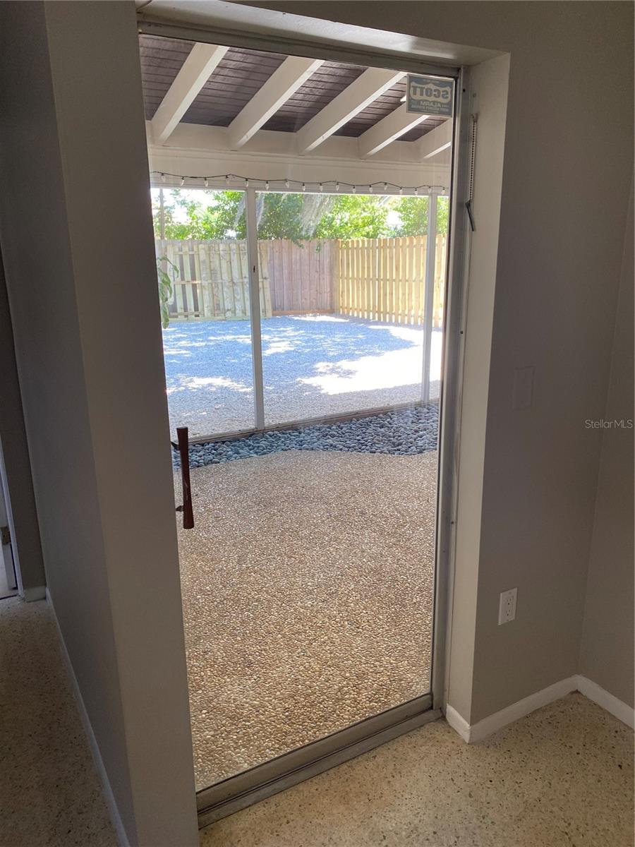 MONTICELLO - Residential Income