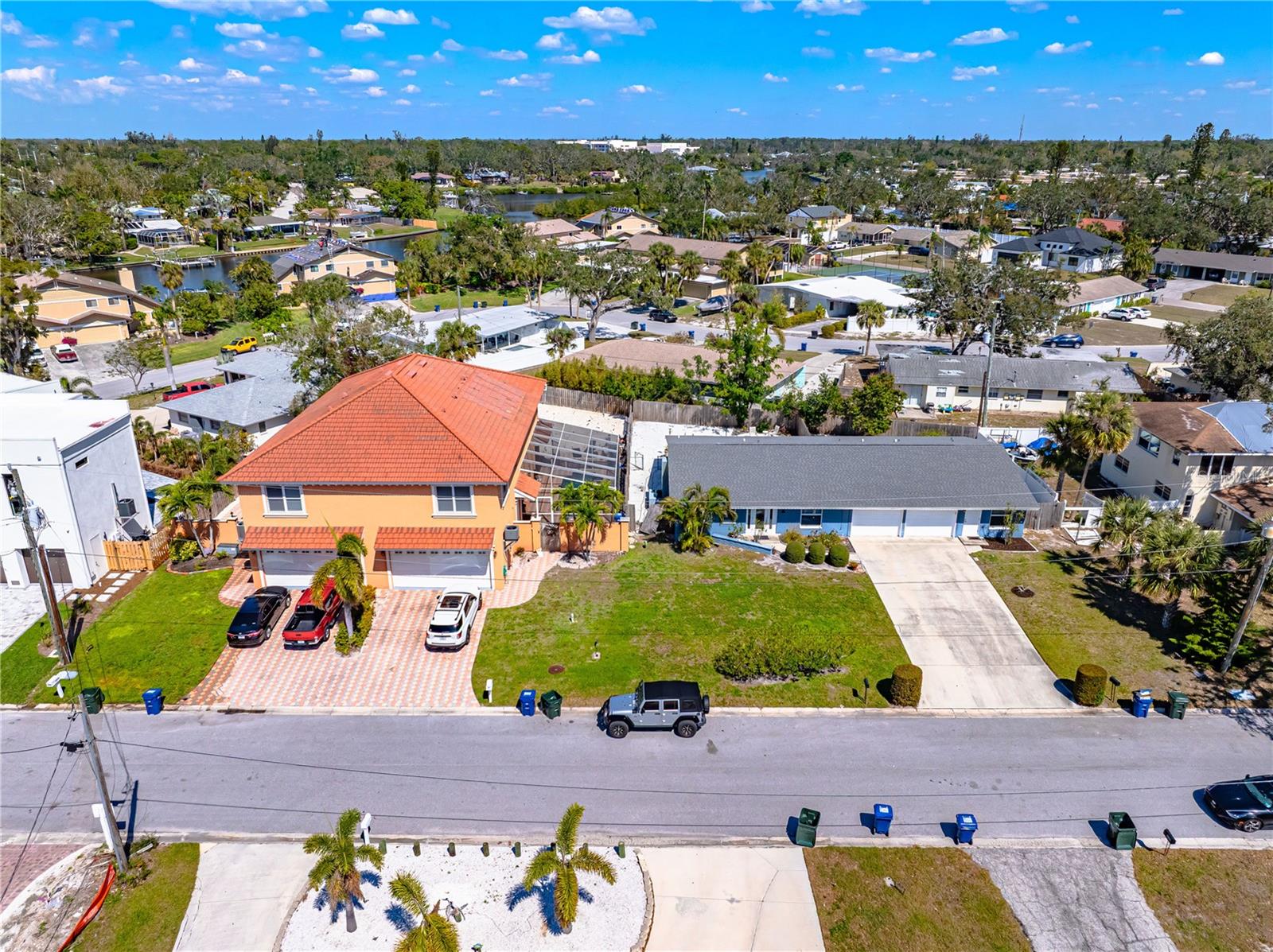 2131 MONTCLAIR DRIVE 2131 & 2137