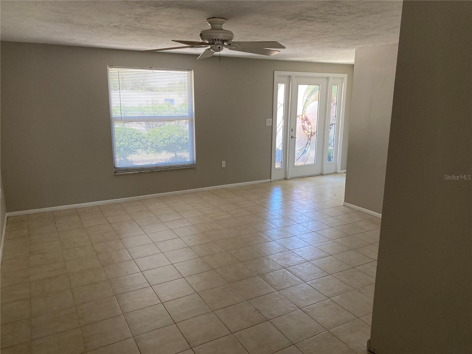 MONTICELLO - Residential Income