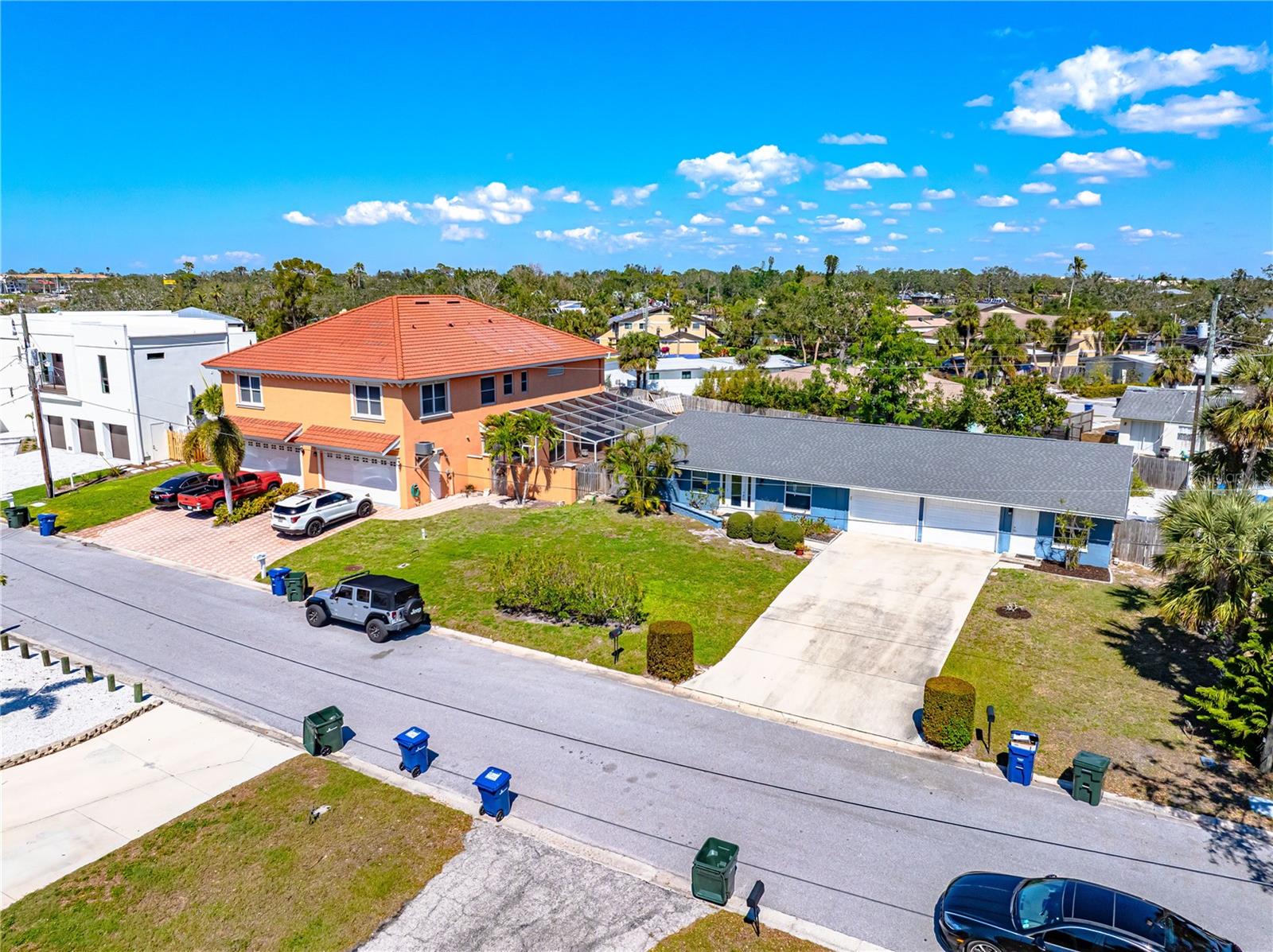 MONTICELLO - Residential Income