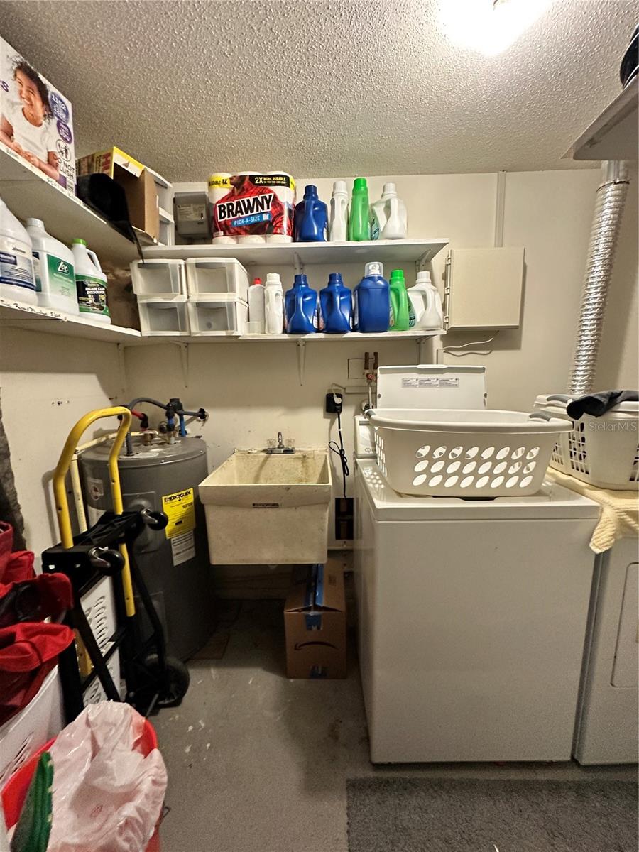 MONTICELLO - Residential Income