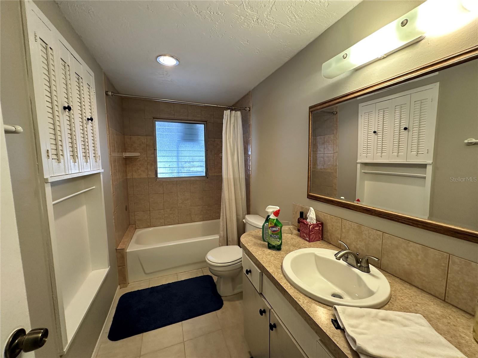 MONTICELLO - Residential Income