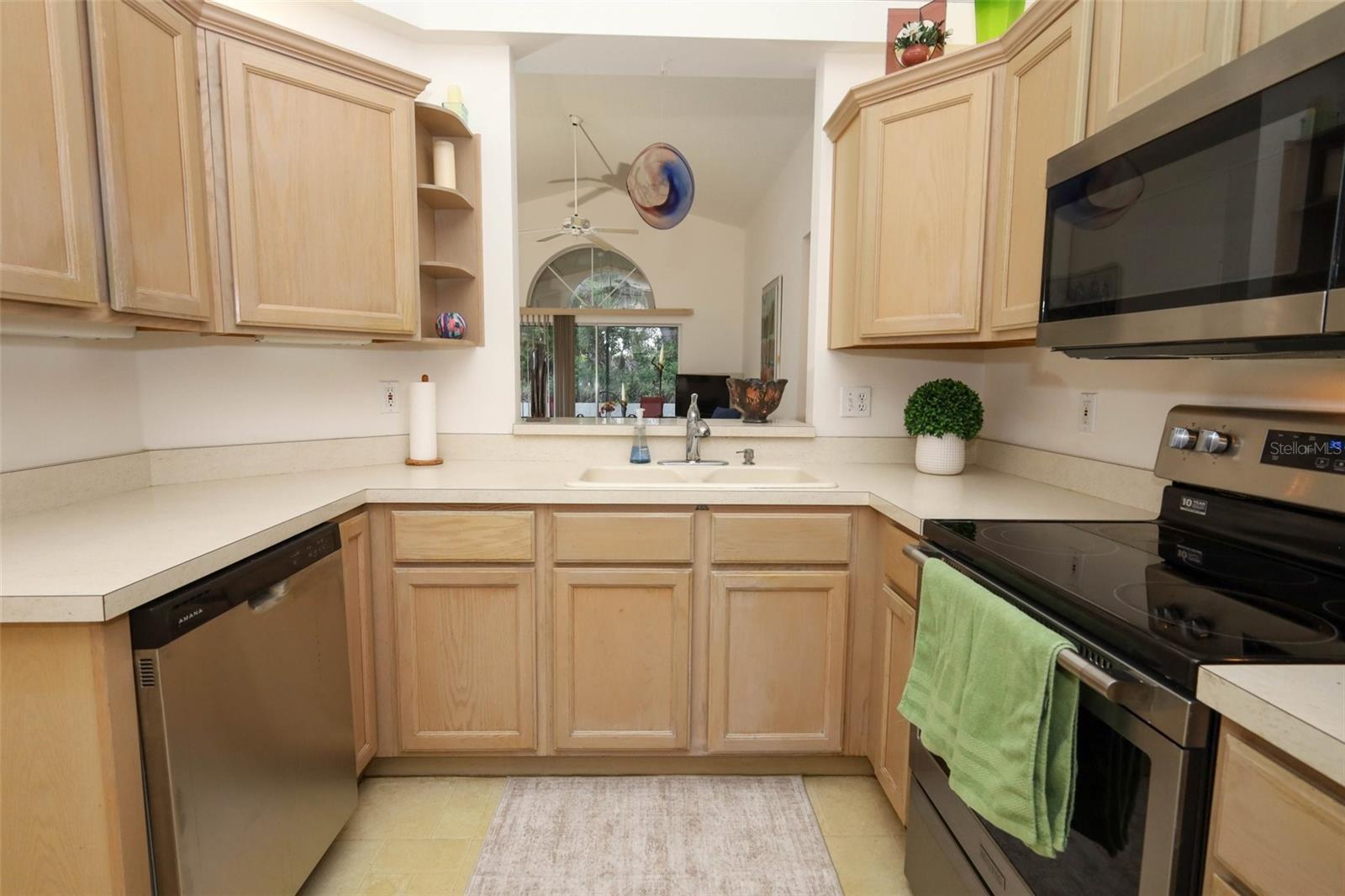 COUNTRY CLUB VILLAGE UNIT 3 - Residential
