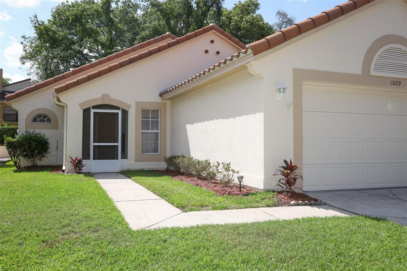 1029 E PEBBLE BEACH CIRCLE