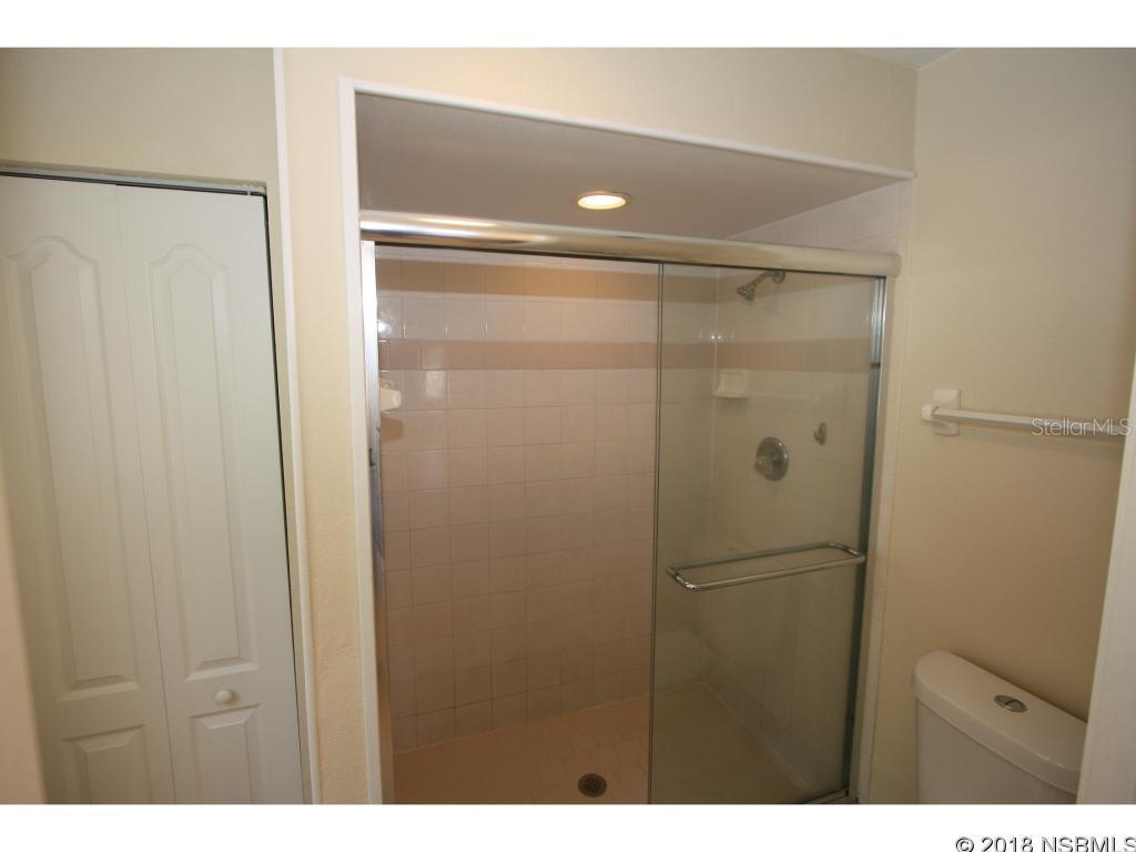 Florida Shores 01 - Residential