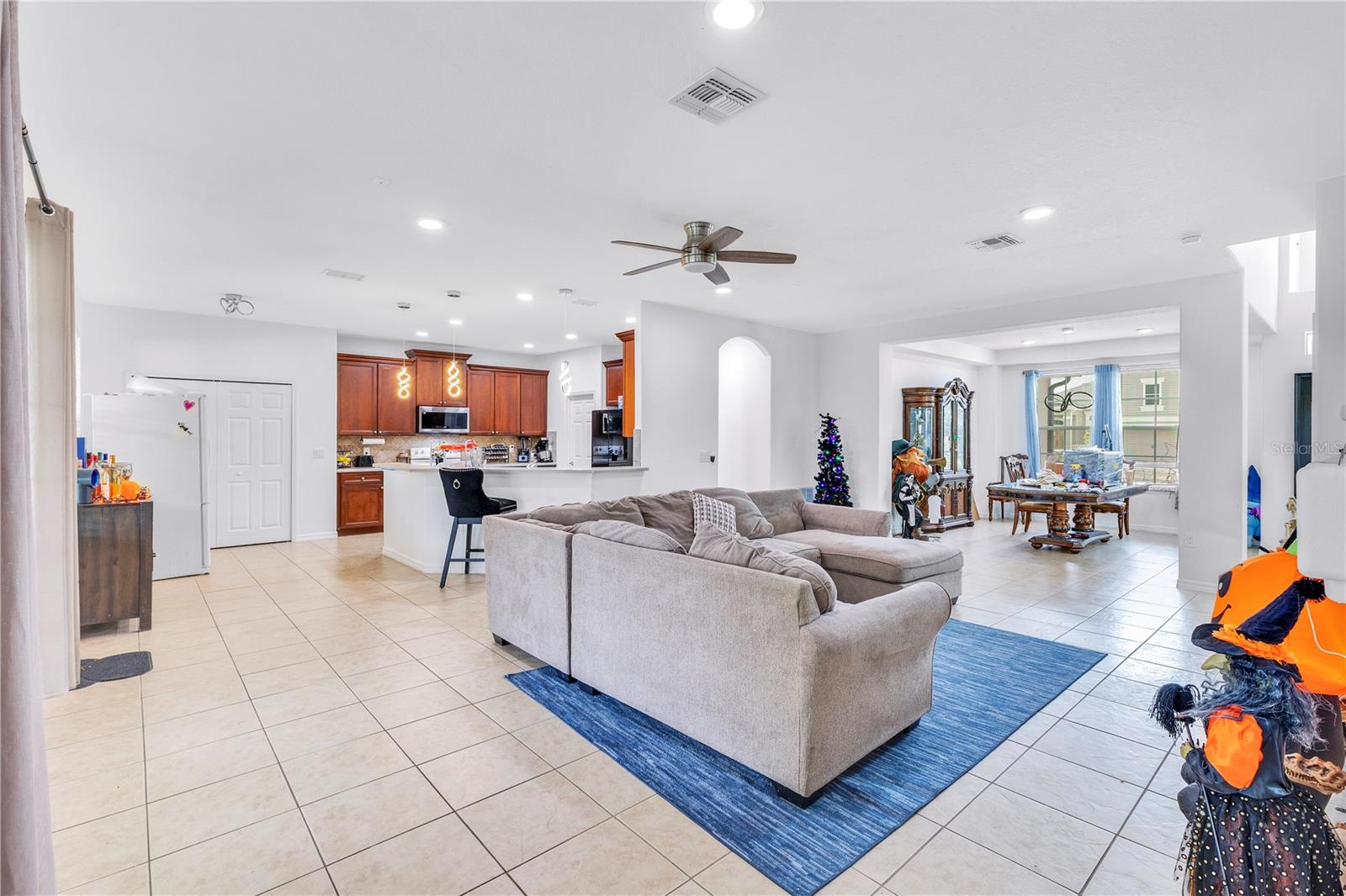 Casas a venda 2 - Jen Dantas 3480 PAWLEYS LOOP N