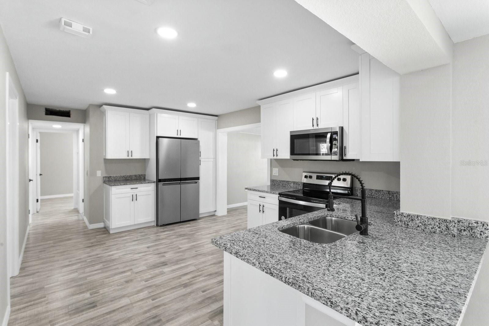 GOLDEN ESTATES - Residential Lease