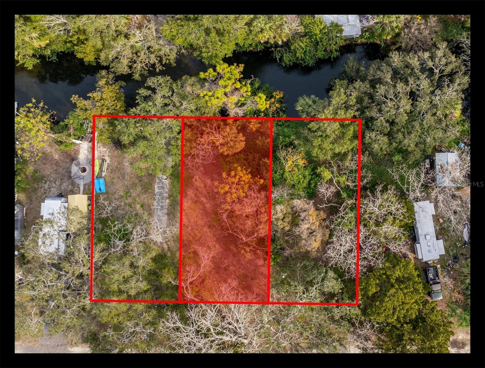 Affordable Waterfront Living. Lot on spring fed freshwater canal with direct Gulf access, ready for your new home. Located in the Gulf Side Villa subdivision. No HOA, No deed restrictions. Single family homes, mobile homes welcome! Water, sewer, electric and high-speed internet available. 45ft of waterfront. 10 minute boat ride to the Gulf. Bring all your water toys! Many local waterside dining options nearby. Short distance to US 19 for easy commuting, shopping and major hospitals. 2 adjacent lots also available for purchase. (Drawn lot lines are not exact measurements)