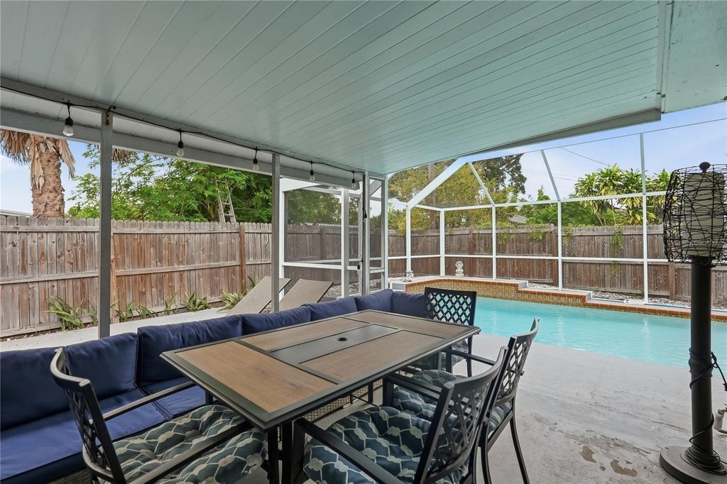 Photo of 11632 Easy Street, Largo, FL 33773 (MLS # TB8555926)