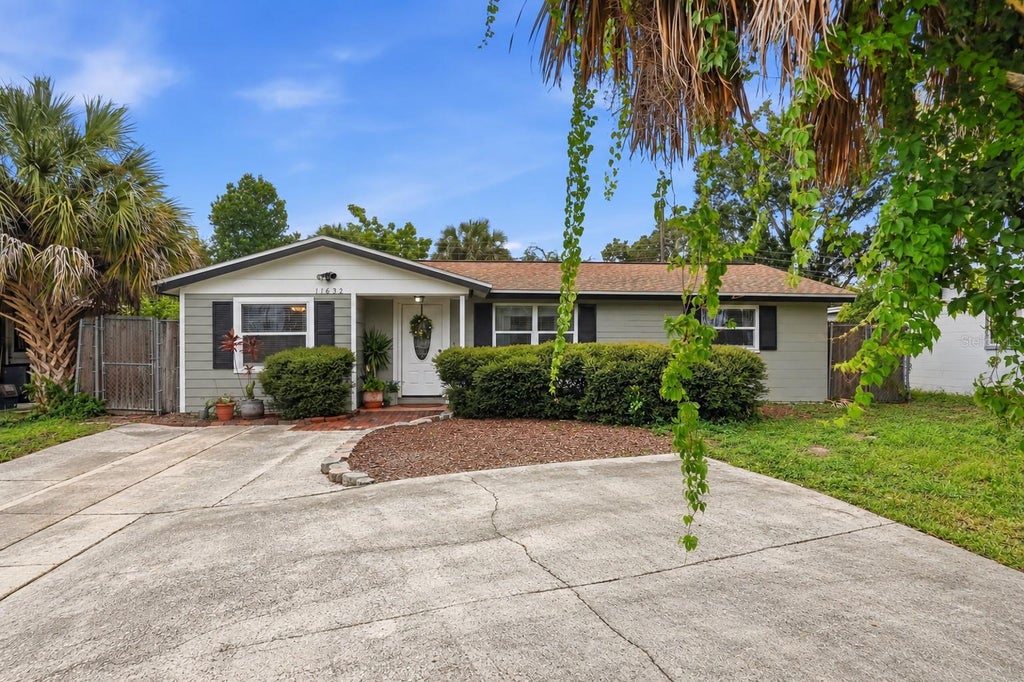 Photo of 11632 Easy Street, Largo, FL 33773 (MLS # TB8555926)