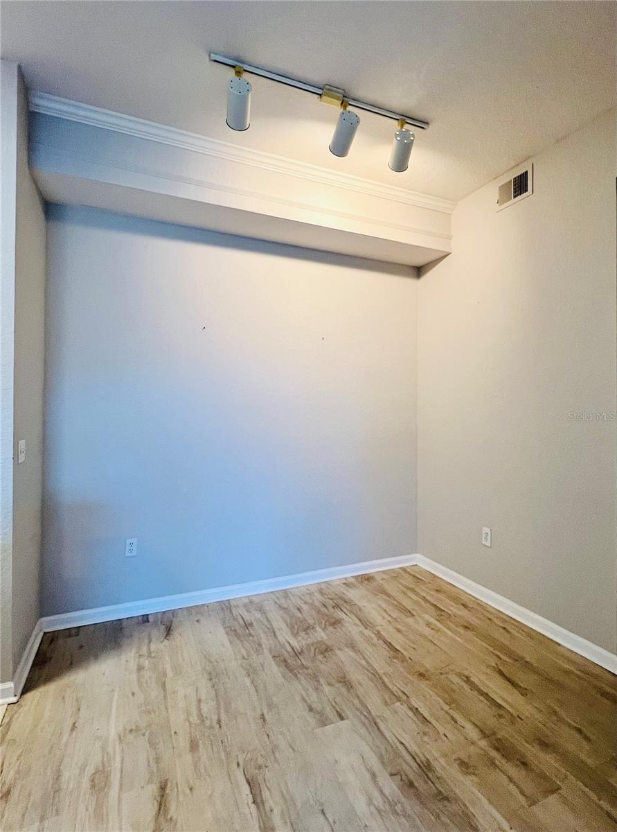 JADE AT TAMPA PALMS A CONDOMIN - Residential Lease