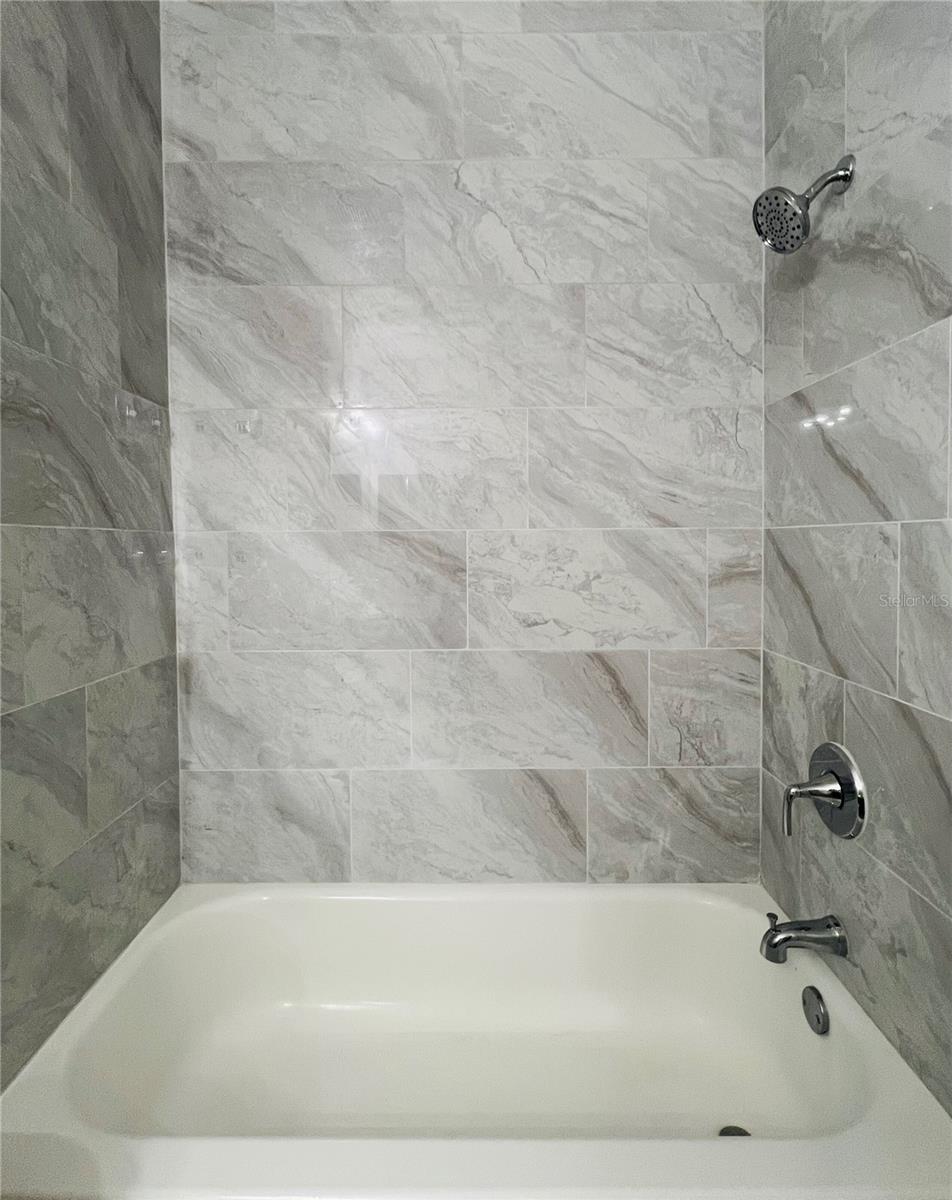 JADE AT TAMPA PALMS A CONDOMIN - Residential Lease