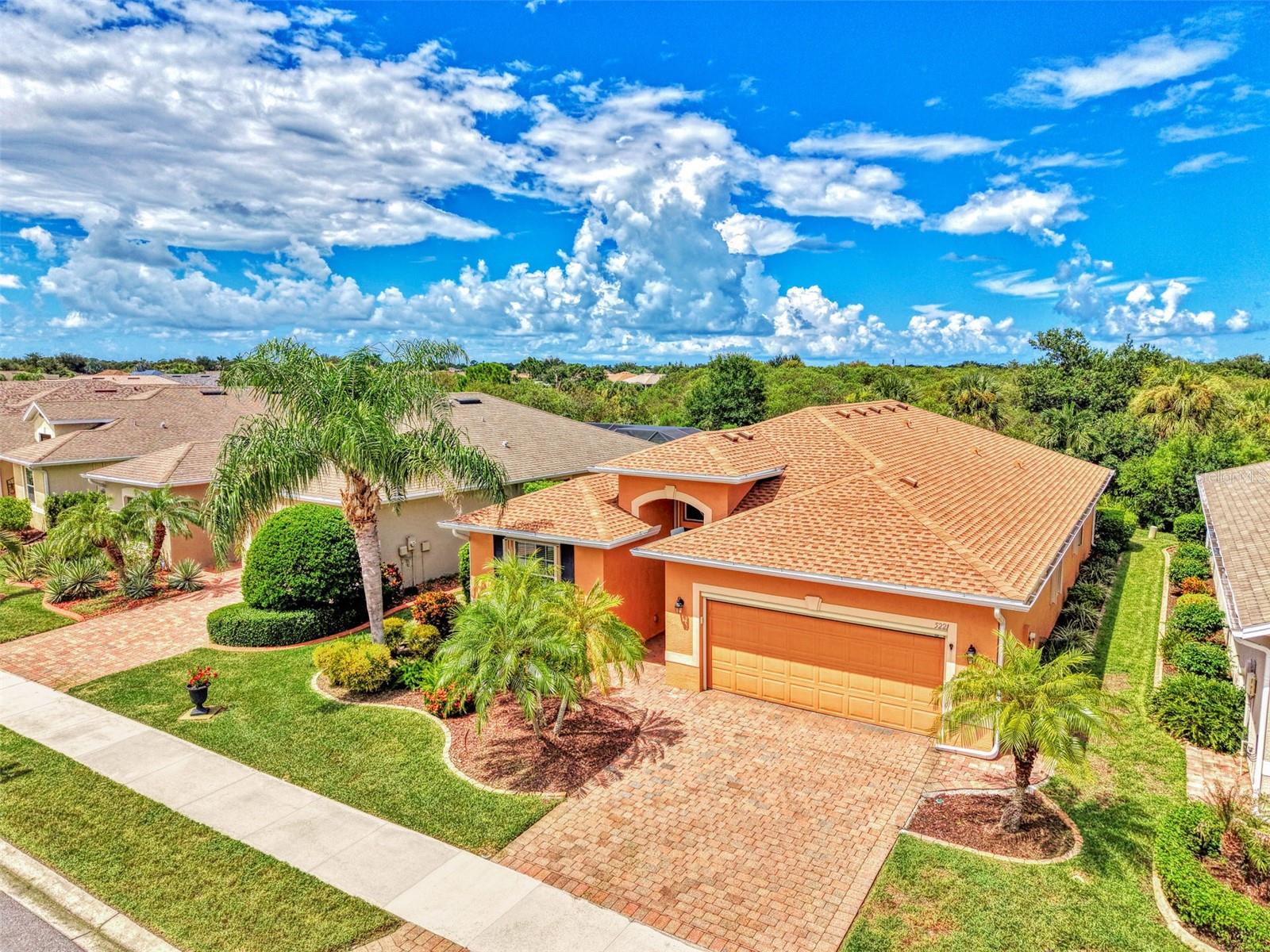 5221 CANYONLAND WAY