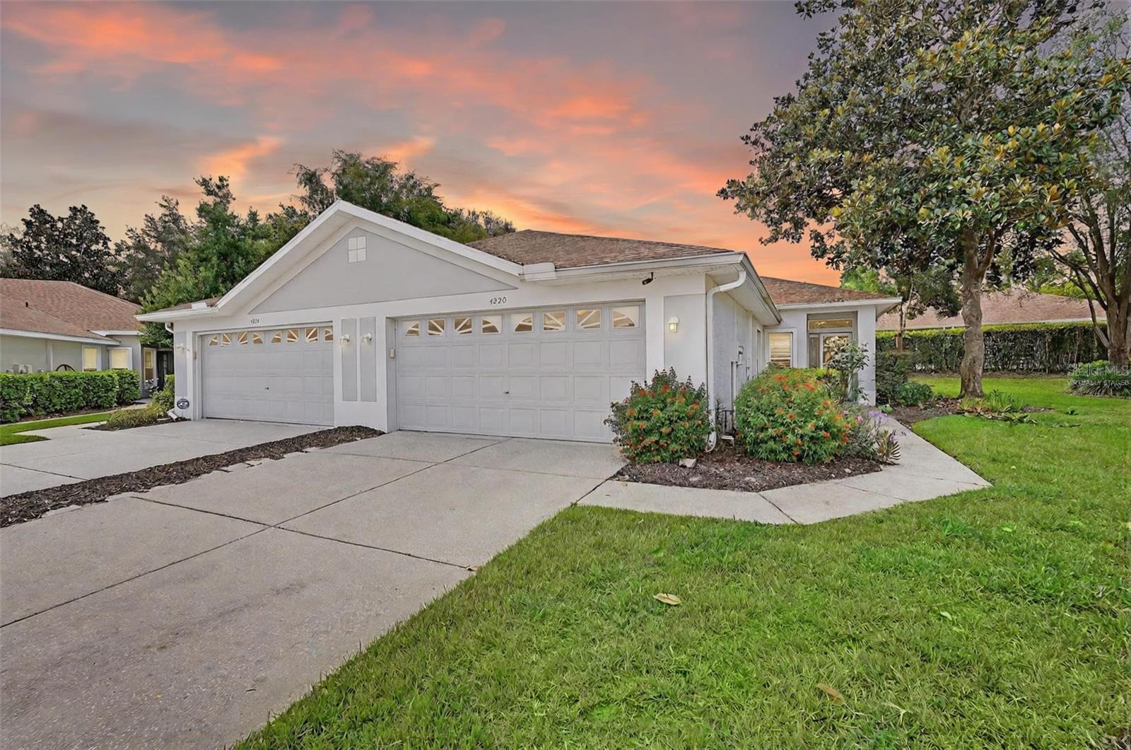 Welcome to 4220 Silver Star Drive, located in the desirable Silverthorn Golf & Country Club—a gated and guarded community where Florida living meets low-maintenance convenience. This charming 2-bedroom, 2-bathroom villa with a flex room sits on a quiet cul-de-sac and offers the perfect opportunity to create your ideal retreat.
Inside, you'll find a spacious great room with high ceilings and a versatile flex room just off the main living area—perfect for a home office, den, or guest space. The primary suite features two walk-in closets and a generously sized bathroom. The screened-in rear patio provides a peaceful spot to relax and enjoy the beautifully landscaped surroundings.
While this home could use a few updates, it’s priced with that in mind—giving you the chance to customize it to your taste and make it truly your own.
Enjoy all the perks of living in a golf course community with access to a clubhouse, tennis courts, pool, and more. The HOA handles exterior painting, landscaping, and even roof replacement, so you can spend your time relaxing, golfing, or exploring all that Spring Hill and nearby Tampa have to offer.
Don't miss this chance to own in one of Hernando County’s premier communities at an incredible value!