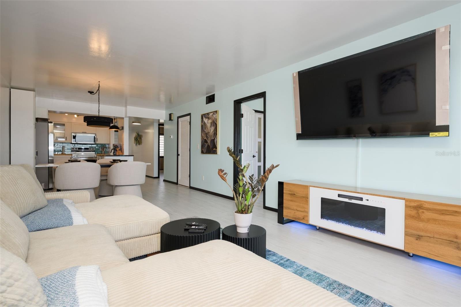 OCEAN HOUSE CONDO - Residential