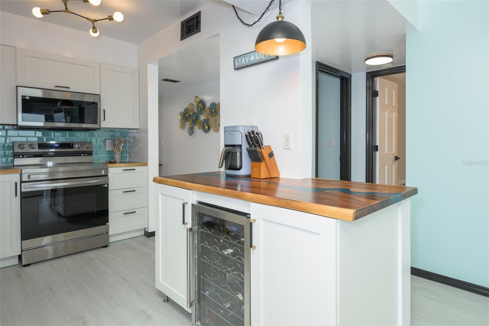 OCEAN HOUSE CONDO - Residential