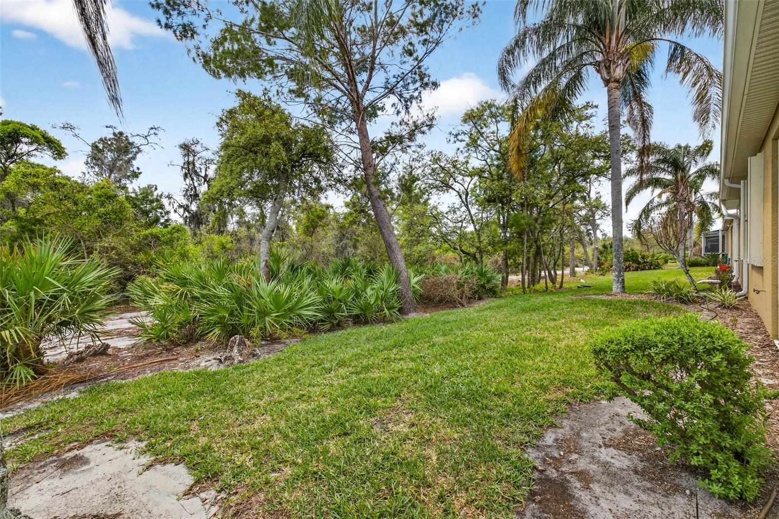 OAKLEY GREEN CONDO - Residential