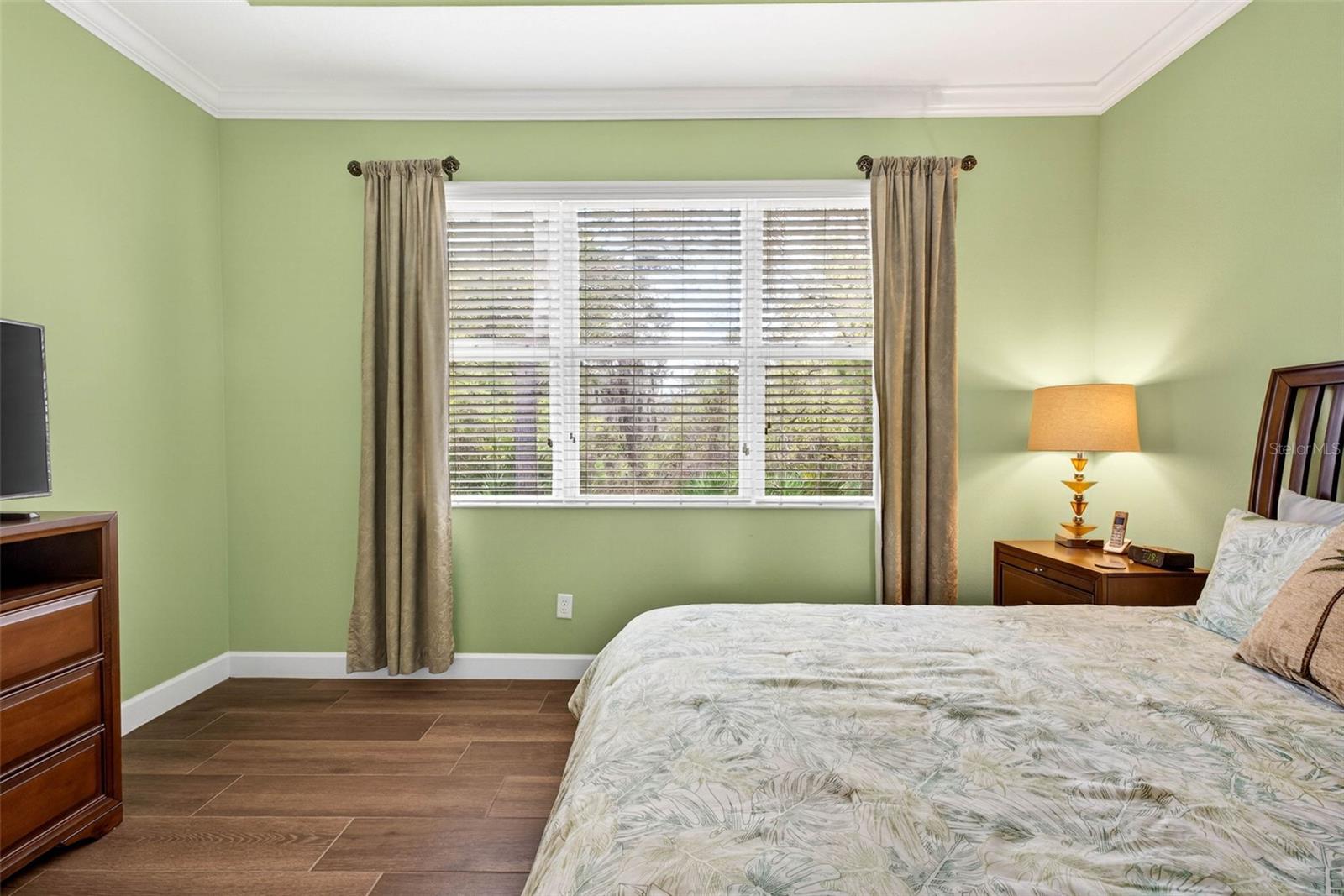 OAKLEY GREEN CONDO - Residential