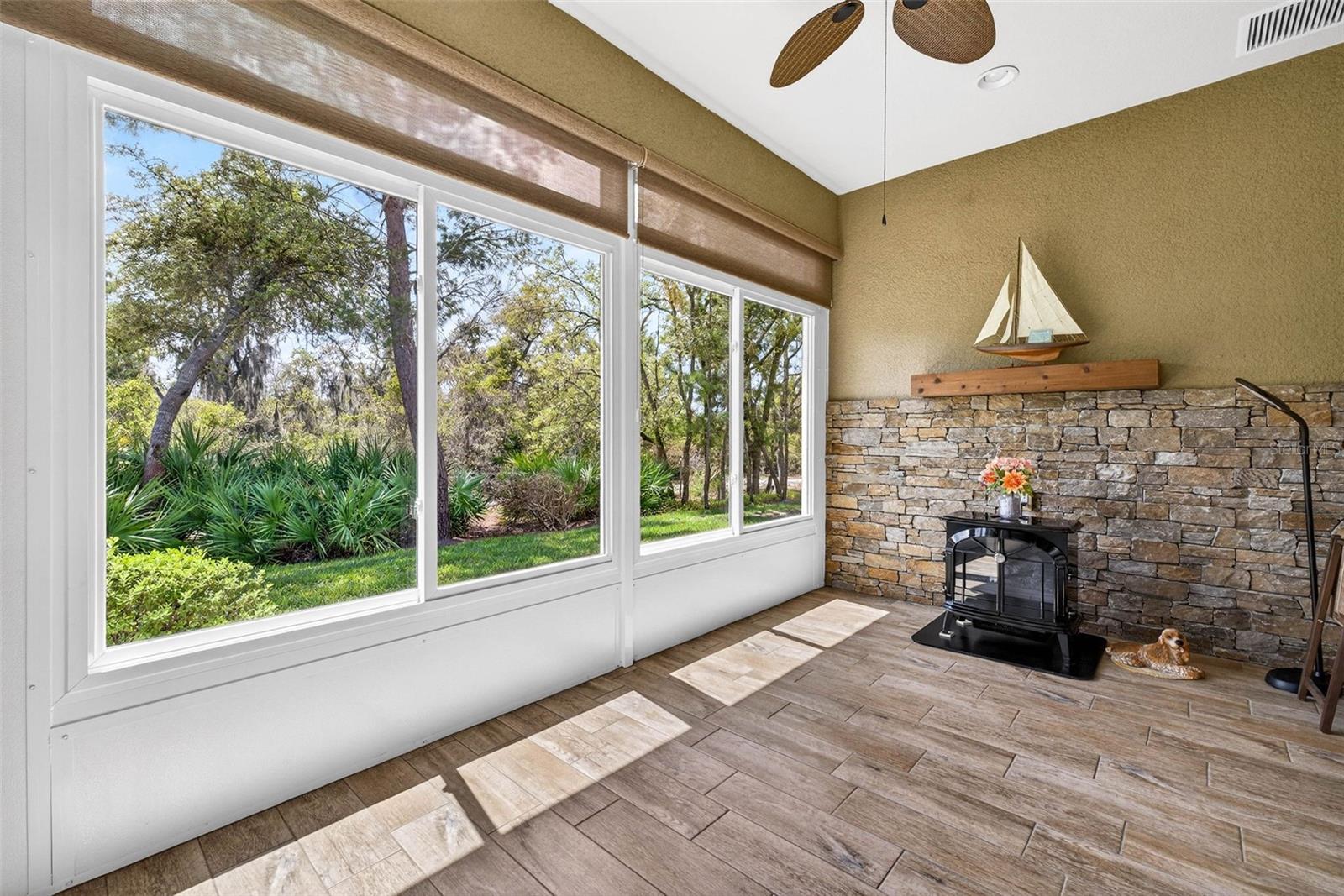 OAKLEY GREEN CONDO - Residential