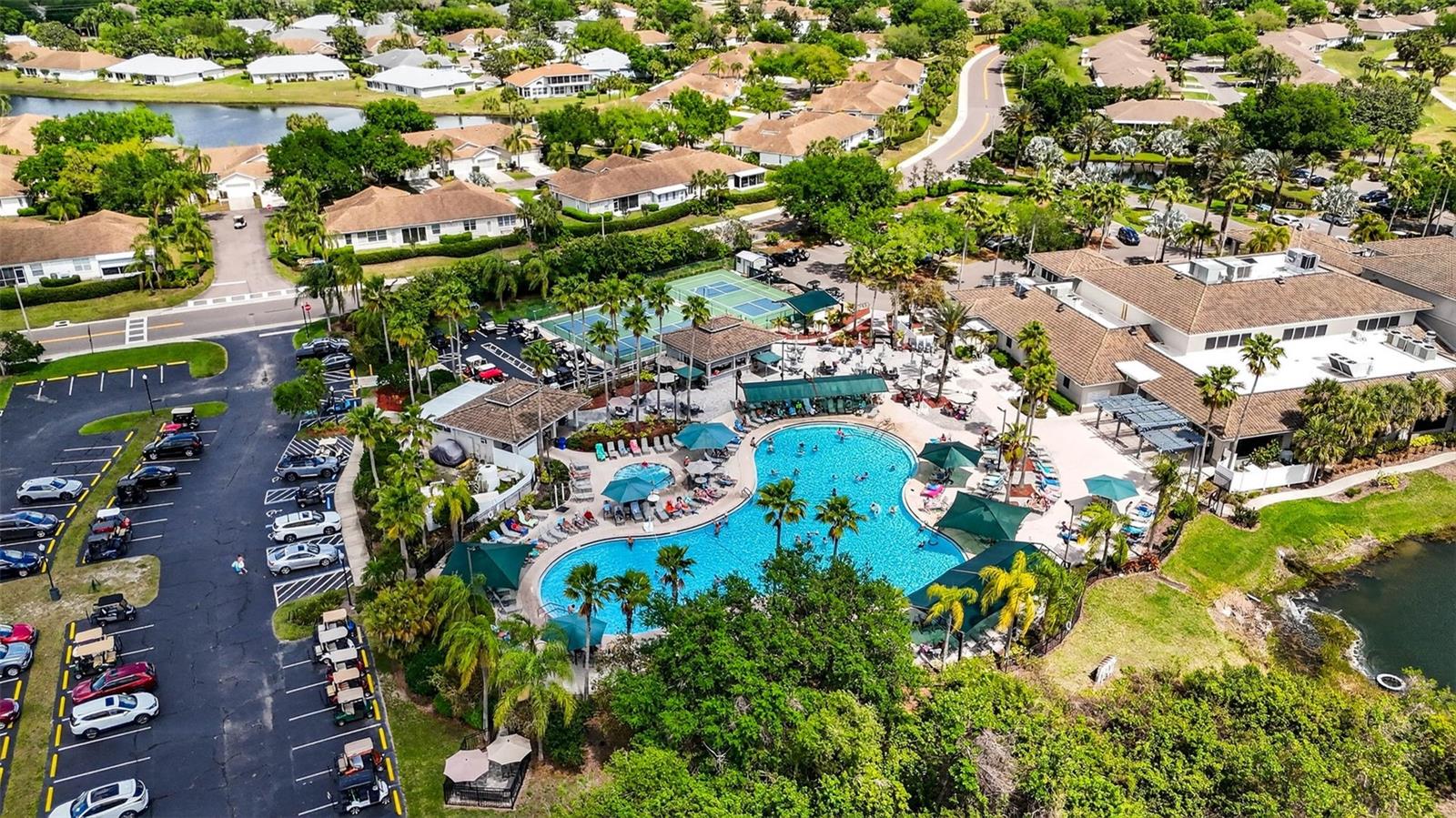 OAKLEY GREEN CONDO - Residential