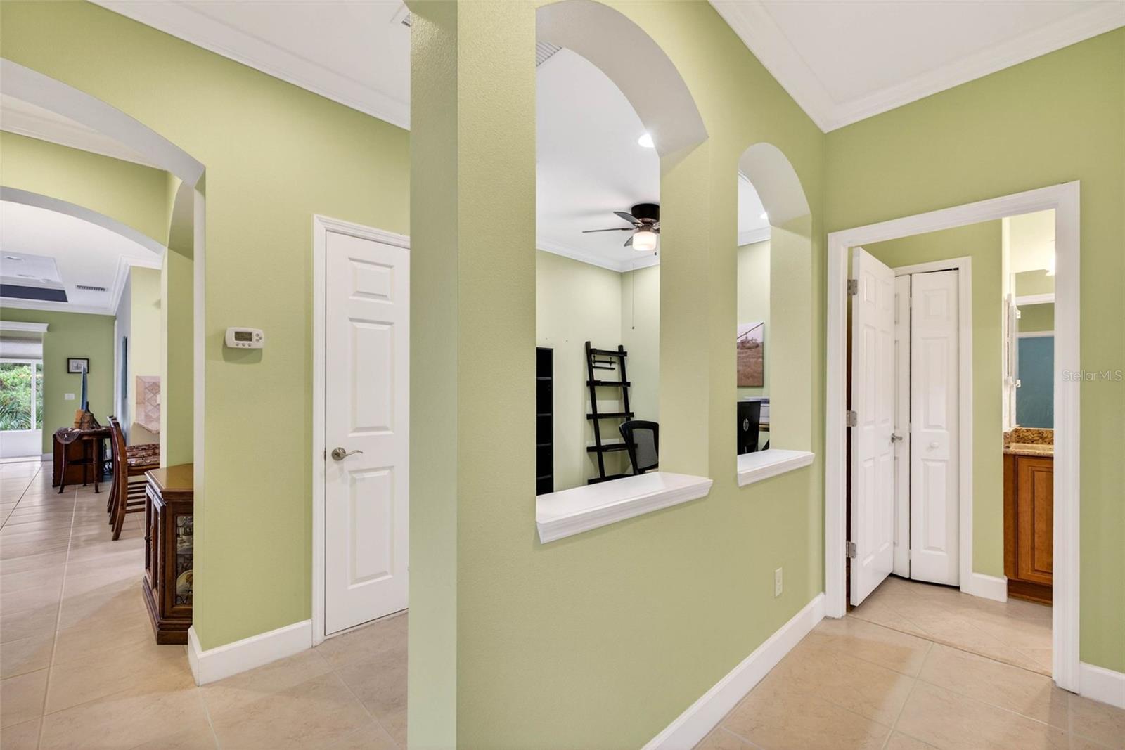 OAKLEY GREEN CONDO - Residential