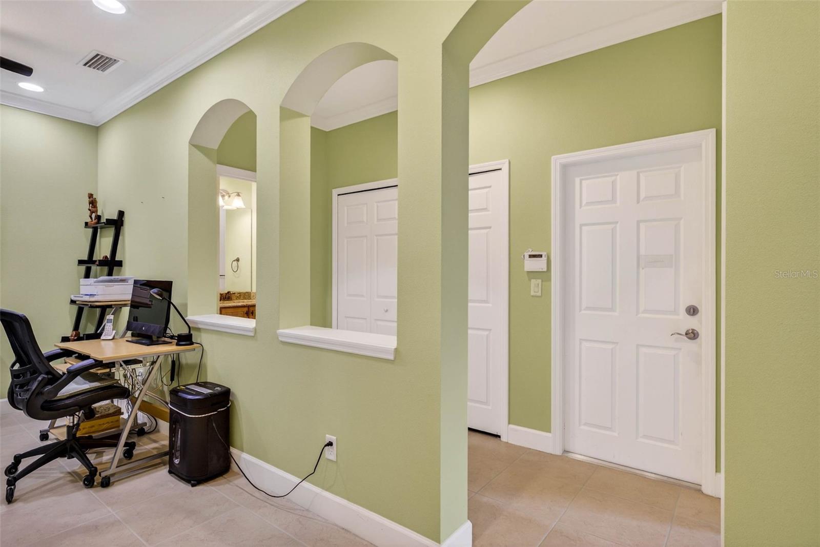 OAKLEY GREEN CONDO - Residential