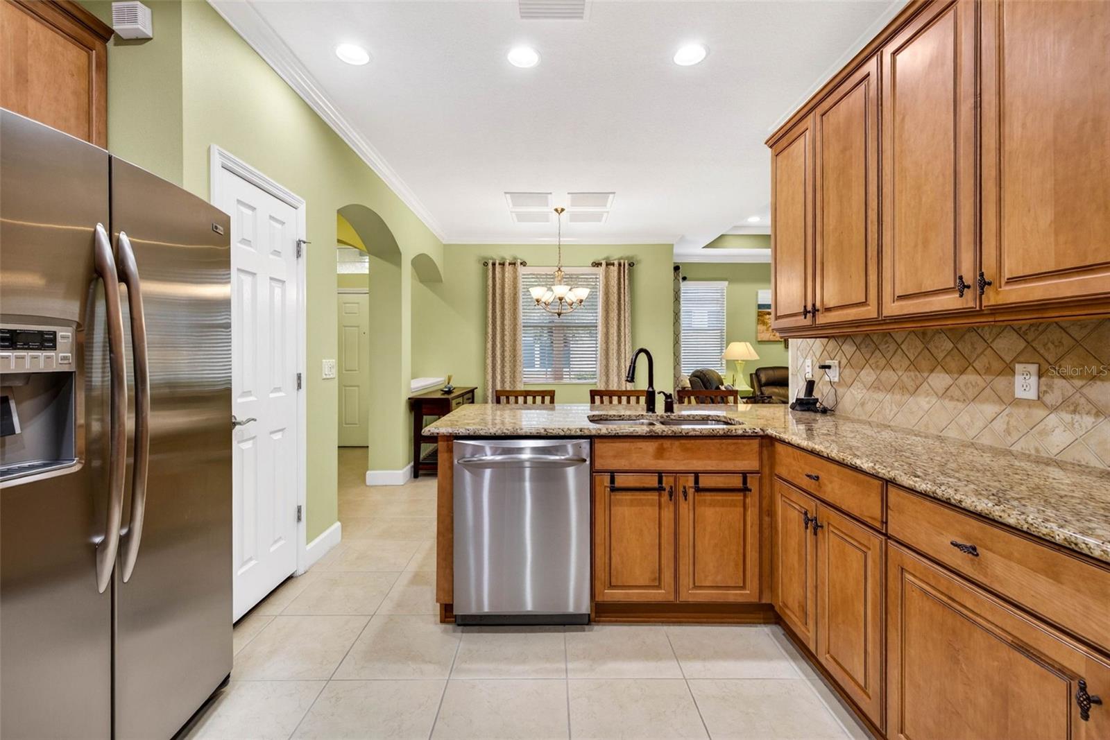 OAKLEY GREEN CONDO - Residential