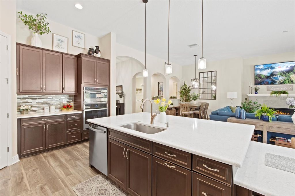 Photo of 7729 Paradiso Drive, Apollo Beach, FL 33572 (MLS # A4679100)