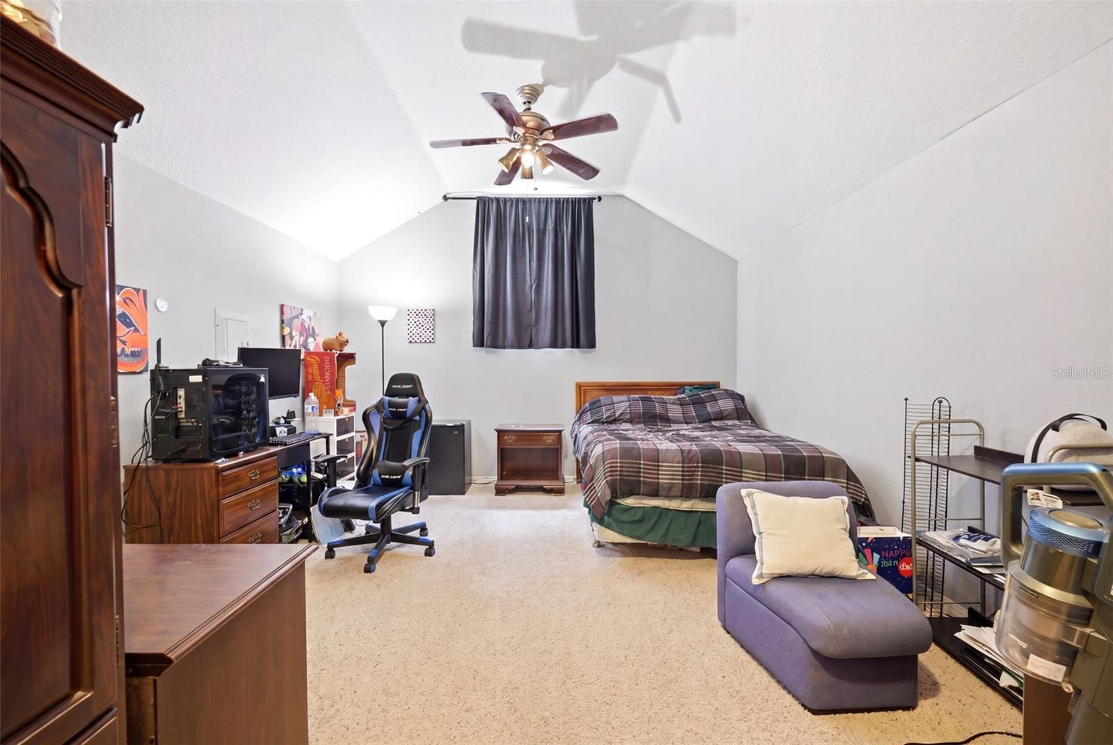 HERITAGE CREST - Residential
