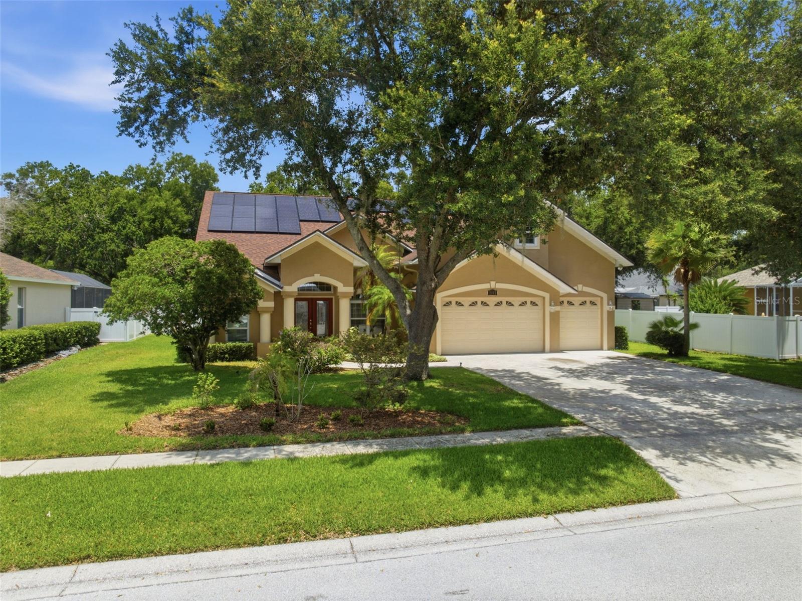 HERITAGE CREST - Residential