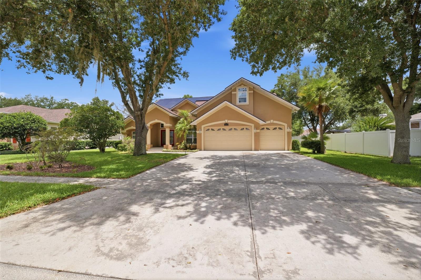 HERITAGE CREST - Residential